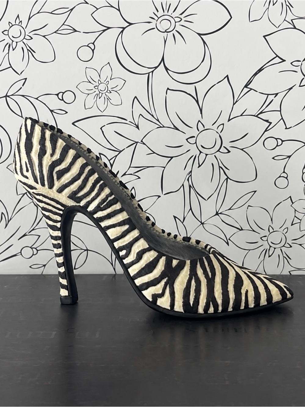 Just the Right Shoe “Serengeti” #25025 (1999) Zebra pattern Miniature
